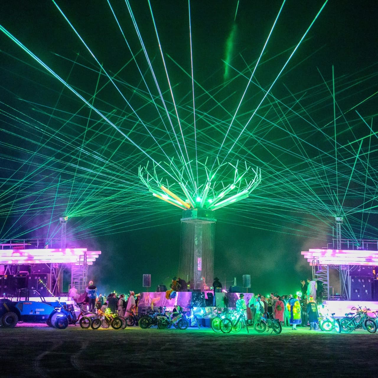 Festival Off-Grid System ("Burning Man")